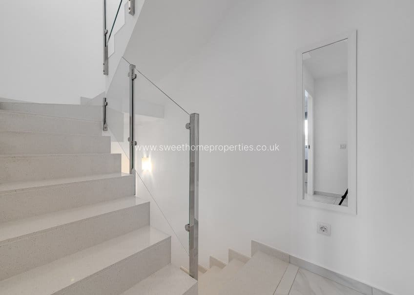 3 soverom Villa til salgs i Villamartin med svømmebasseng - € 325 000 (Ref: 9893182)