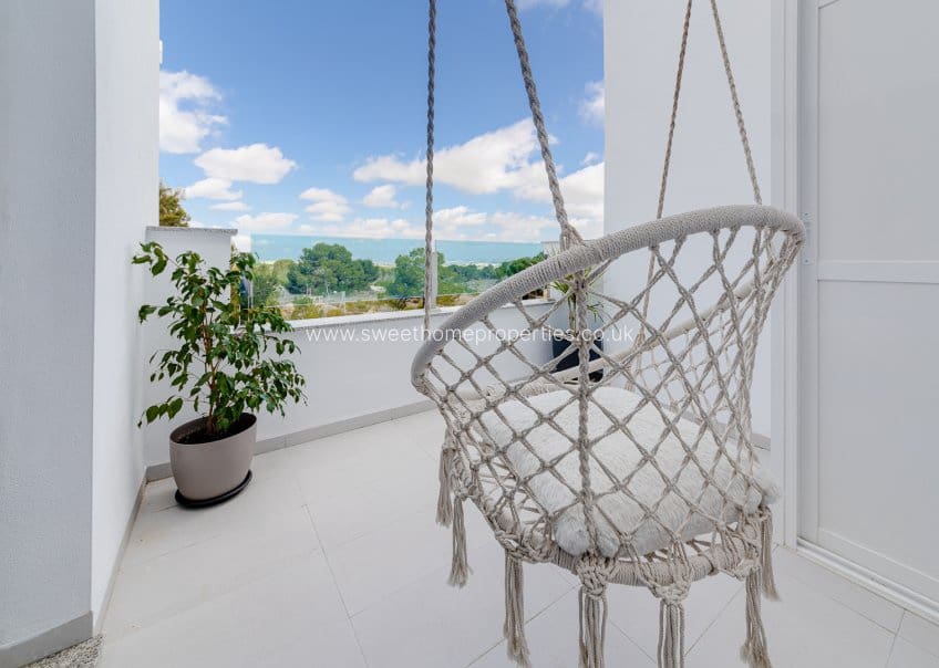 3 soverom Villa til salgs i Villamartin med svømmebasseng - € 325 000 (Ref: 9893182)