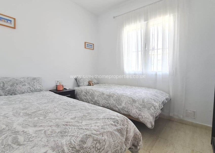 2 Zimmer Villa zu verkaufen in La Florida mit Pool Garage - 399.900 € (Ref: 9893183)