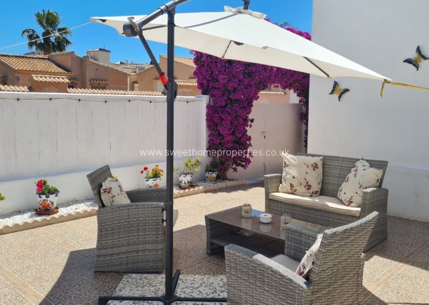 2 Zimmer Villa zu verkaufen in La Florida mit Pool Garage - 399.900 € (Ref: 9893183)