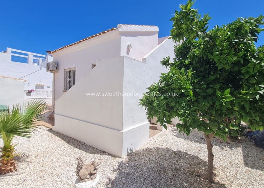 2 Zimmer Villa zu verkaufen in La Florida mit Pool Garage - 399.900 € (Ref: 9893183)