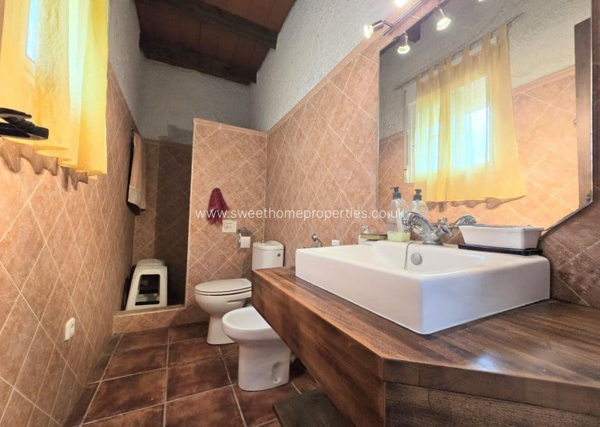 7 slaapkamer Grotwoning te koop in L'Alguena / Alguenya - € 157.260 (Ref: 9895086)