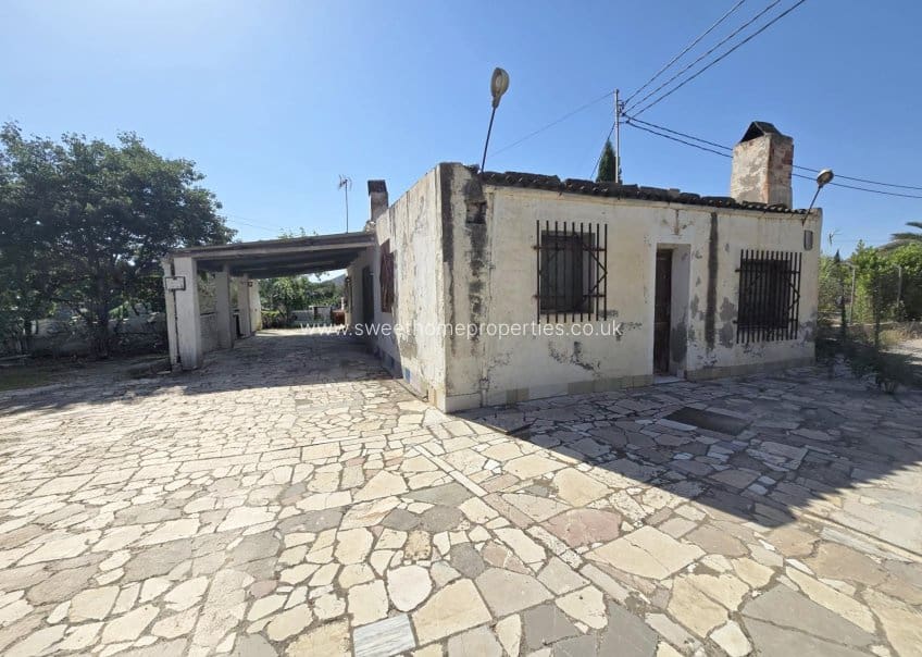 3 bedroom Finca/Country House for sale in Monovar / Monover with pool - € 100,000 (Ref: 9897384)
