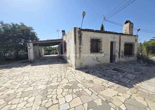 3 bedroom Finca/Country House for sale in Monóvar / Monóver with pool - € 100,000 (Ref: 9897384)