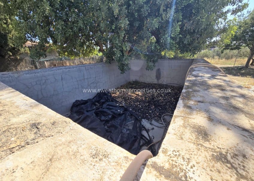 3 bedroom Finca/Country House for sale in Monovar / Monover with pool - € 100,000 (Ref: 9897384)