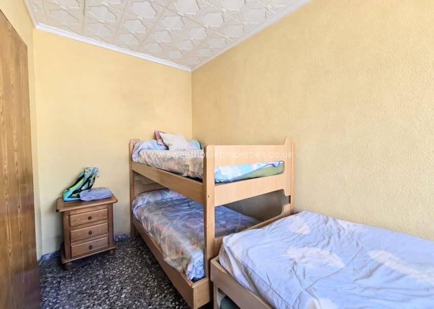 Finca/Casa Rural de 4 habitaciones en Salinas en venta con piscina - 299.000 € (Ref: 9902441)