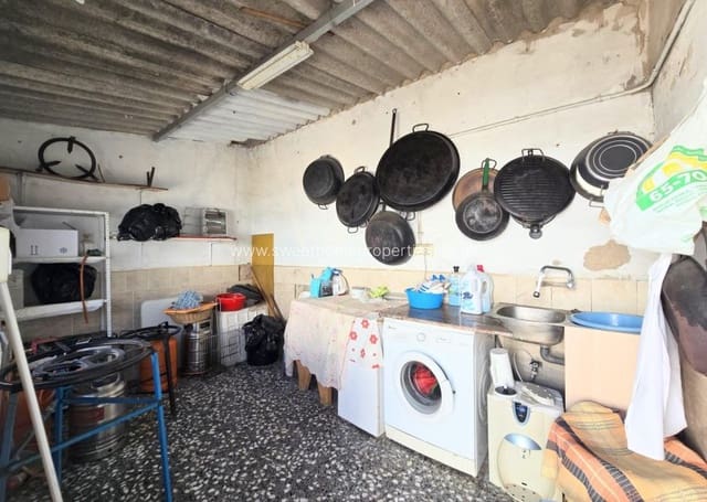 Finca/Casa Rural de 4 habitaciones en Salinas en venta con piscina - 299.000 € (Ref: 9902441)