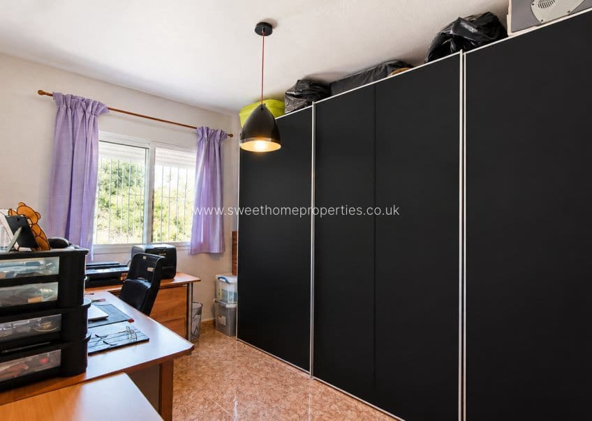 3 sypialnia Finka/Dom wiejski na sprzedaż w Macisvenda z basenem garażem - 265 000 € (Ref: 9911676)
