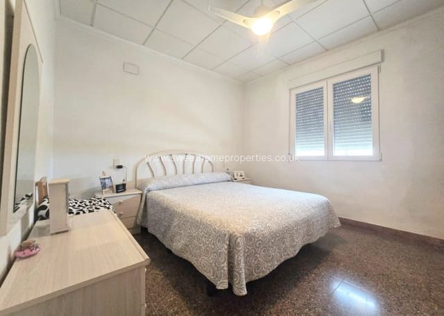 5 chambre Finca/Maison de Campagne à vendre à Novelda avec piscine - 230 000 € (Ref: 9914972)