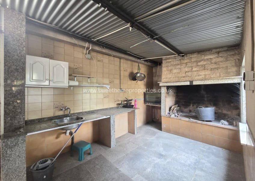 5 chambre Finca/Maison de Campagne à vendre à Novelda avec piscine - 230 000 € (Ref: 9914972)