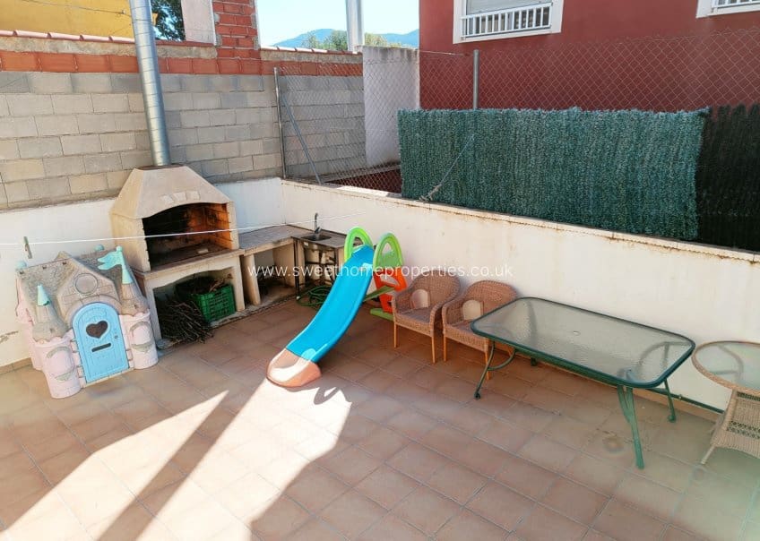 Chalet de 3 habitaciones en Hondón de los Frailes en venta con garaje - 179.500 € (Ref: 9932042)