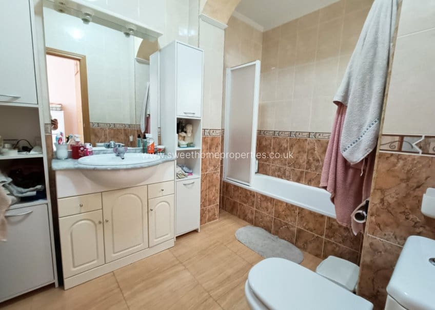 Chalet de 3 habitaciones en Hondón de los Frailes en venta con garaje - 179.500 € (Ref: 9932042)