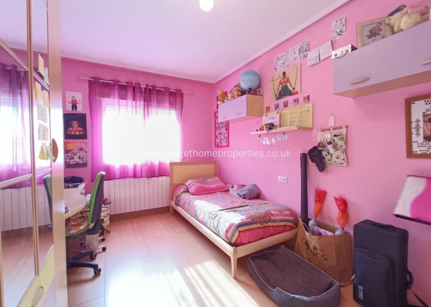 Chalet de 3 habitaciones en Hondón de los Frailes en venta con garaje - 179.500 € (Ref: 9932042)
