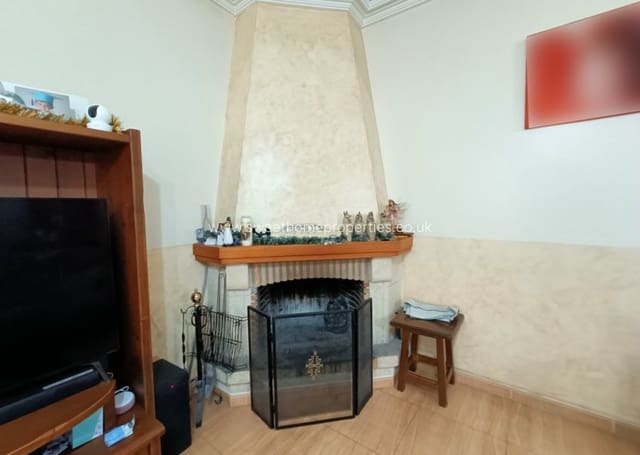 Chalet de 3 habitaciones en Hondón de los Frailes en venta con garaje - 179.500 € (Ref: 9932042)