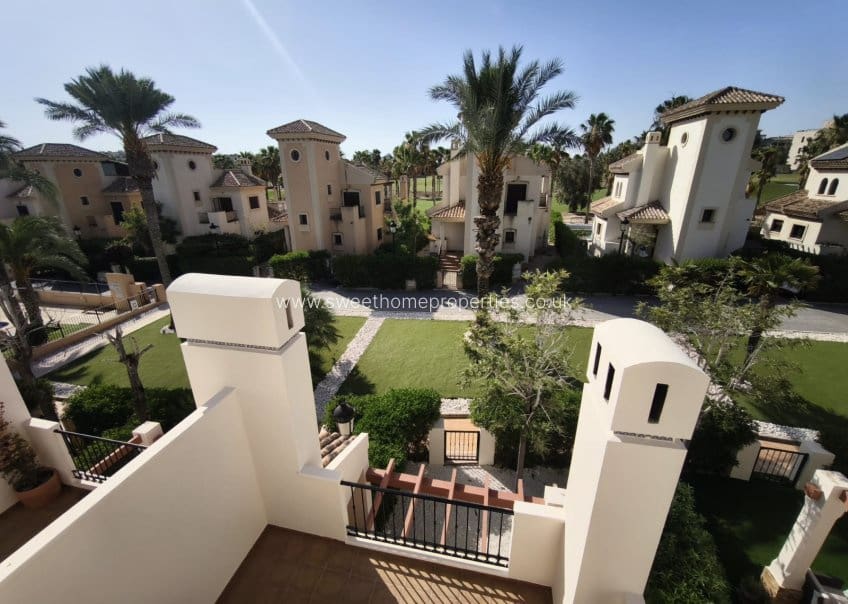 3 slaapkamer Huis te koop in Algorfa met zwembad garage - € 235.000 (Ref: 9950072)