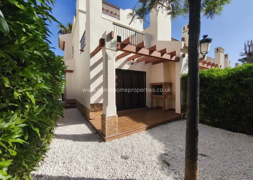 3 slaapkamer Huis te koop in Algorfa met zwembad garage - € 235.000 (Ref: 9950072)