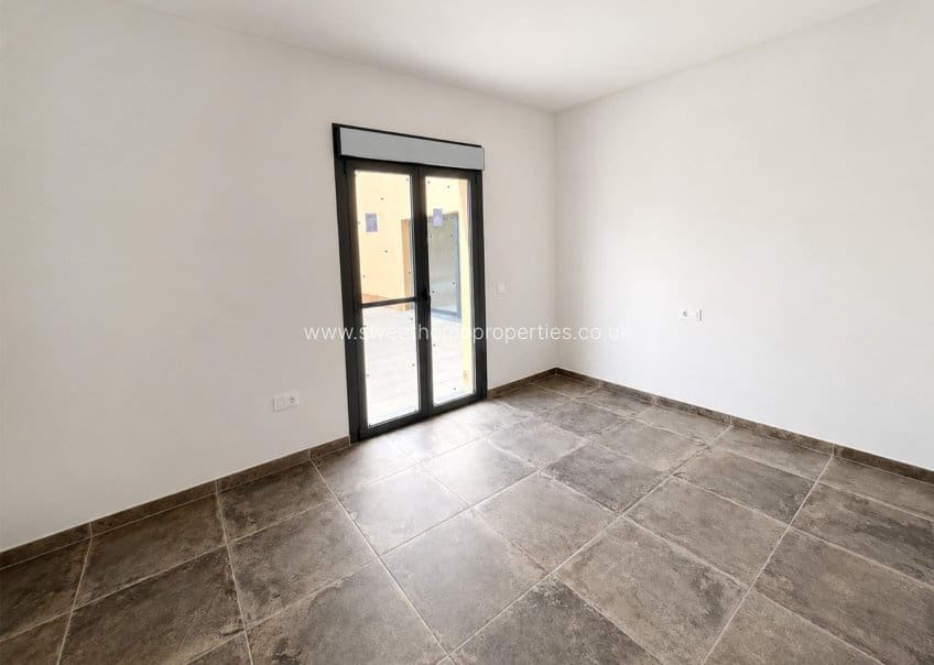 3 sypialnia Finka/Dom wiejski na sprzedaż w Canada de la Lena z basenem garażem - 420 000 € (Ref: 9950074)
