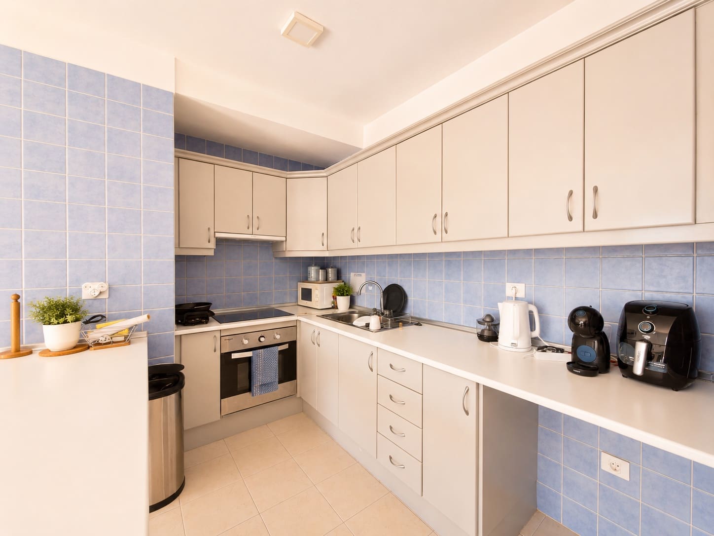 1 soverom Leilighet til salgs i Costa Adeje med svømmebasseng garasje - € 270 000 (Ref: 10001185)