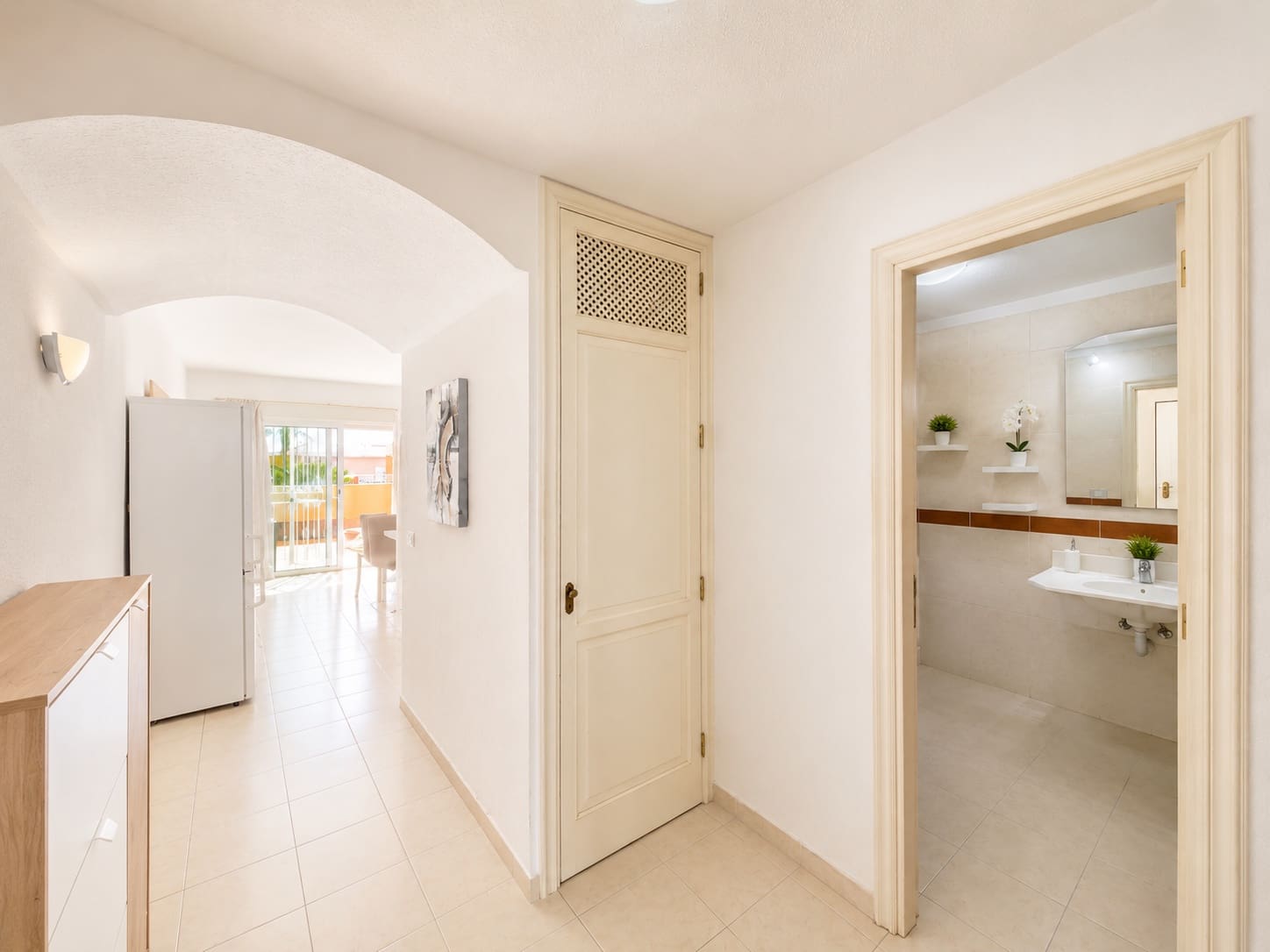 1 soverom Leilighet til salgs i Costa Adeje med svømmebasseng garasje - € 270 000 (Ref: 10001185)