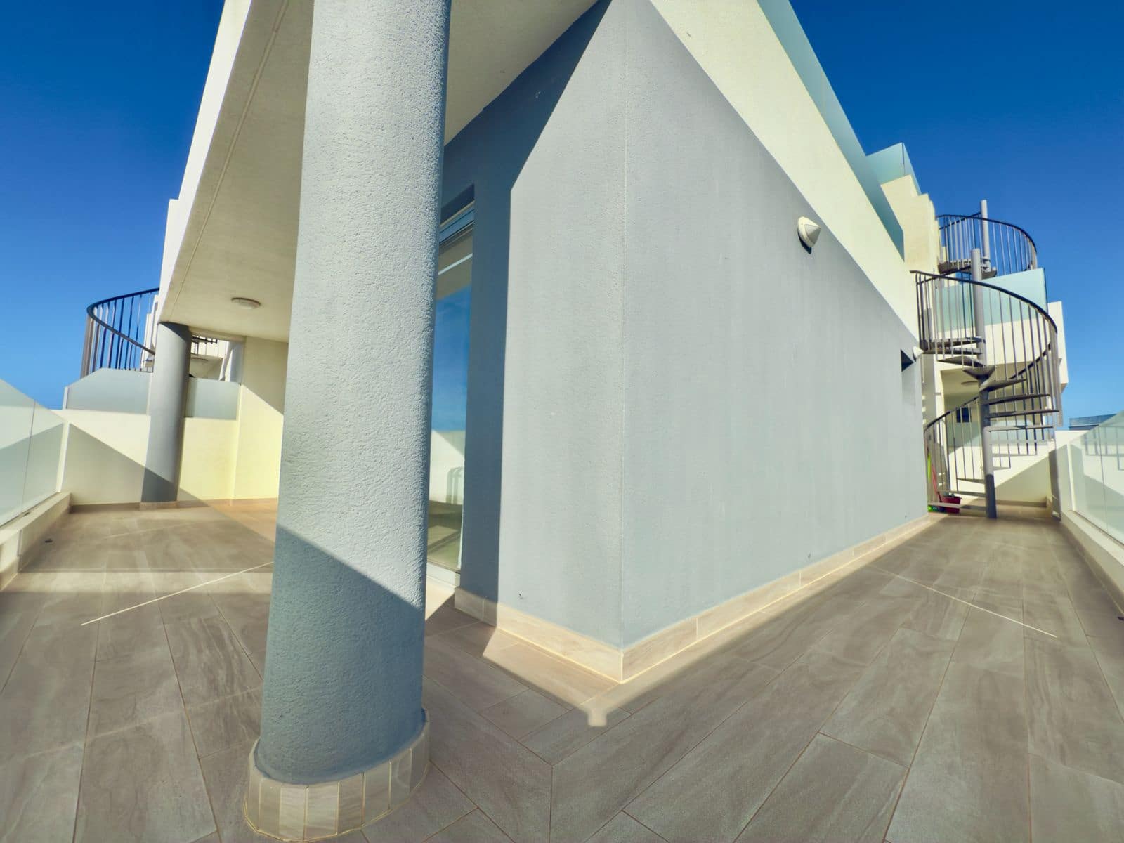 3 chambre Penthouse à vendre à La Tejita avec piscine garage - 650 000 € (Ref: 9314413)