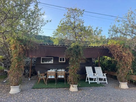 4 bedroom Finca/Country House for sale in Guia de Isora with garage - € 546,000 (Ref: 9314591)