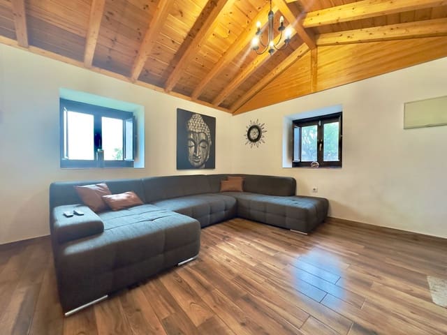 4 bedroom Finca/Country House for sale in Guía de Isora with garage - € 546,000 (Ref: 9314591)