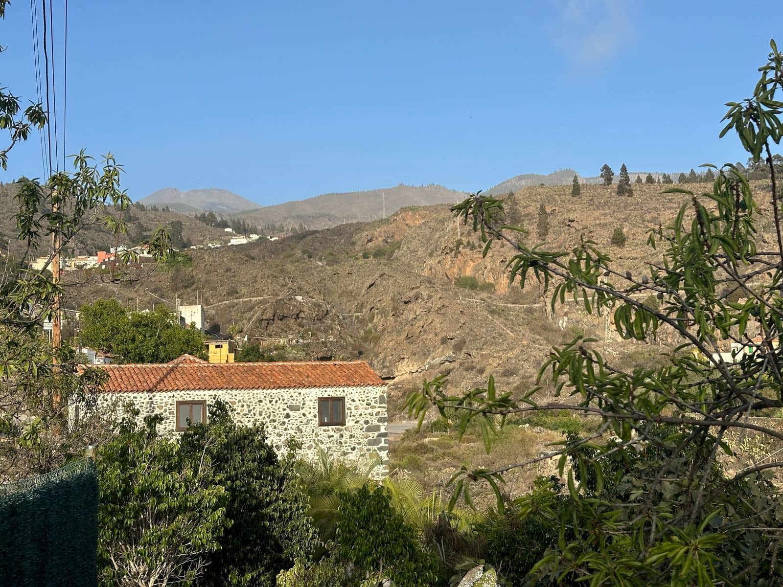 4 bedroom Finca/Country House for sale in Guia de Isora with garage - € 546,000 (Ref: 9314591)