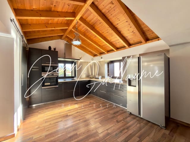 4 makuuhuone Maalaistalo myytävänä paikassa Guía de Isora mukana 
autotalli - 546 000 € (Ref: 9314591)