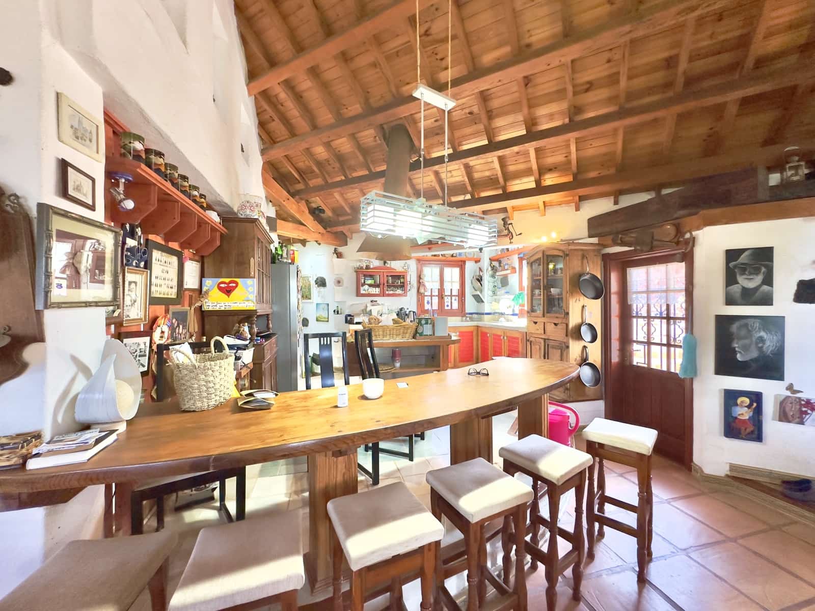 4 makuuhuone Huvila myytävänä paikassa La Camella mukana uima-altaan 
autotalli - 2 000 000 € (Ref: 9319923)