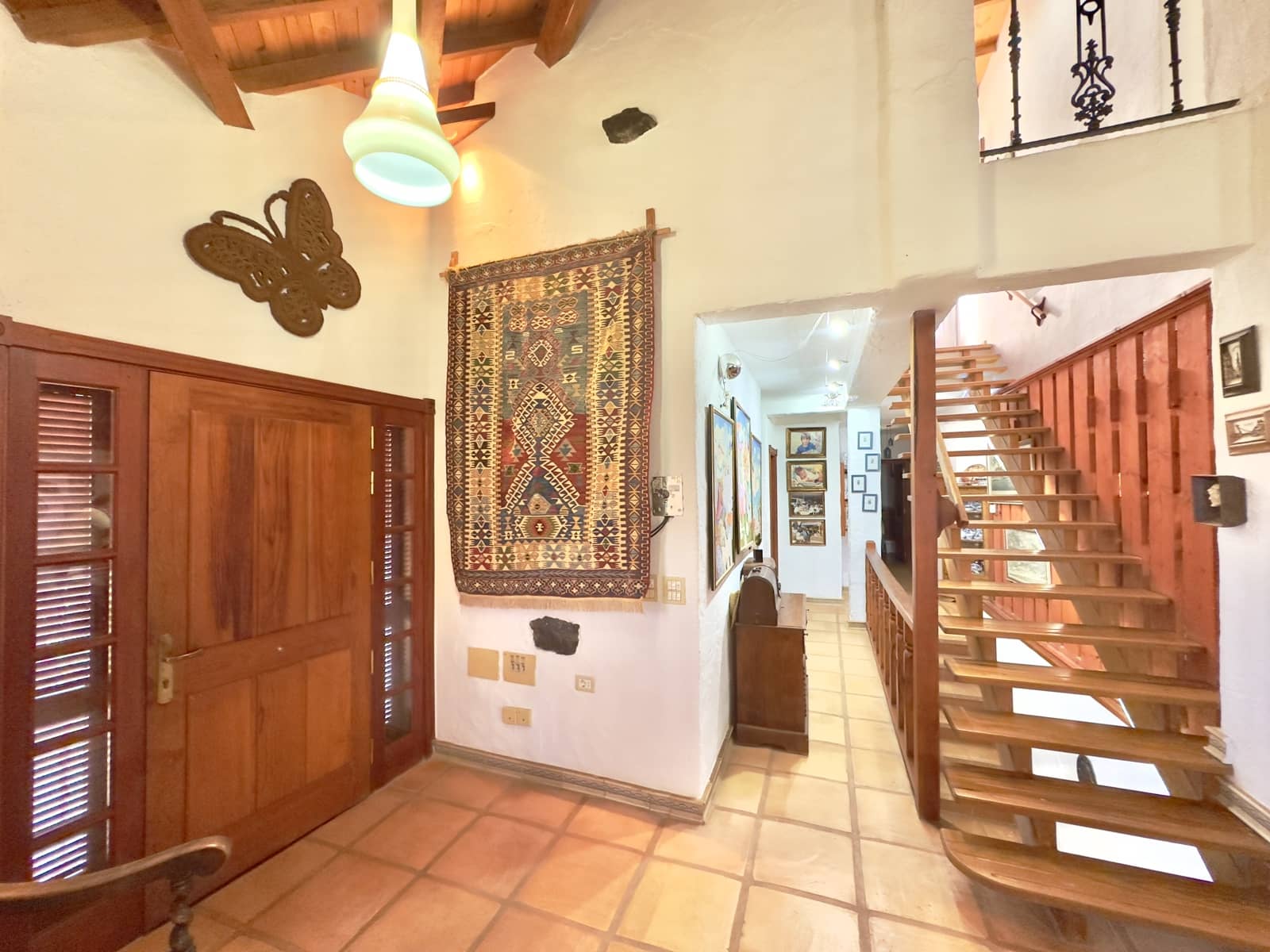 4 makuuhuone Huvila myytävänä paikassa La Camella mukana uima-altaan 
autotalli - 2 000 000 € (Ref: 9319923)