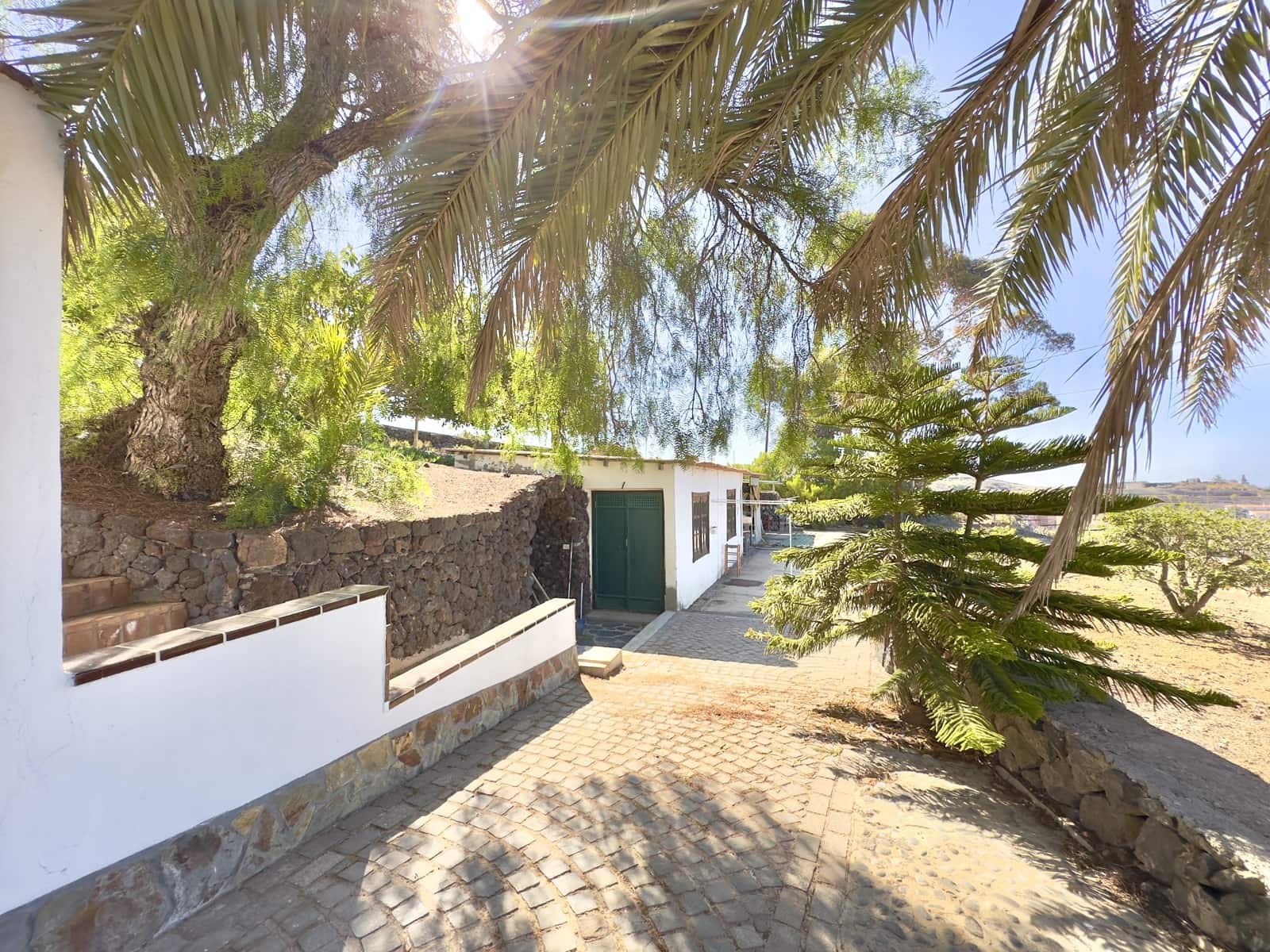 4 makuuhuone Huvila myytävänä paikassa La Camella mukana uima-altaan 
autotalli - 2 000 000 € (Ref: 9319923)