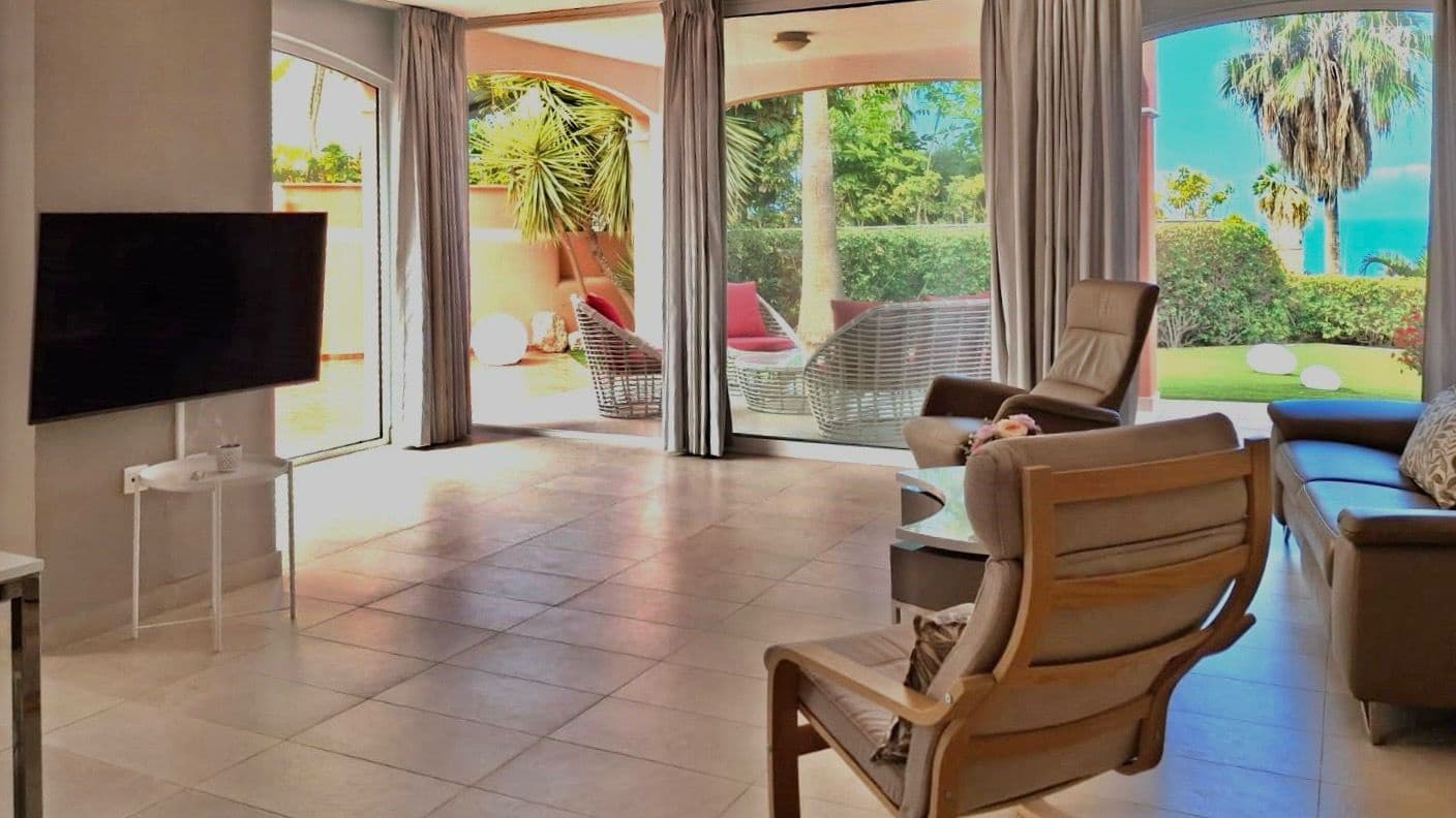 3 sypialnia Dom blizniak na sprzedaż w Costa Adeje z basenem garażem - 1 290 000 € (Ref: 9319924)