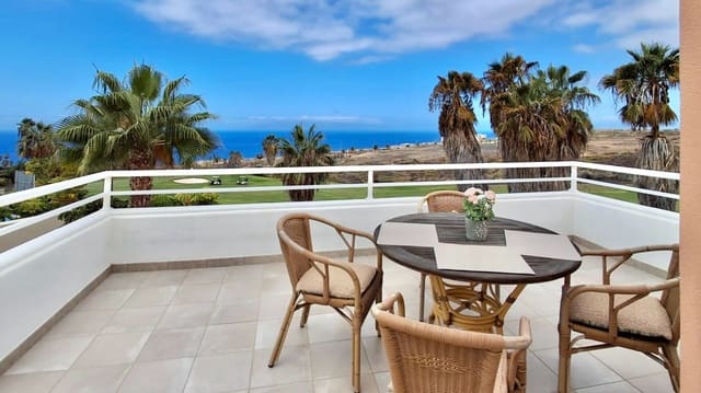 3 quarto Moradia Geminada para venda em La Caleta Adeje, Adeje com piscina garagem - 1 290 000 € (Ref: 9319924)