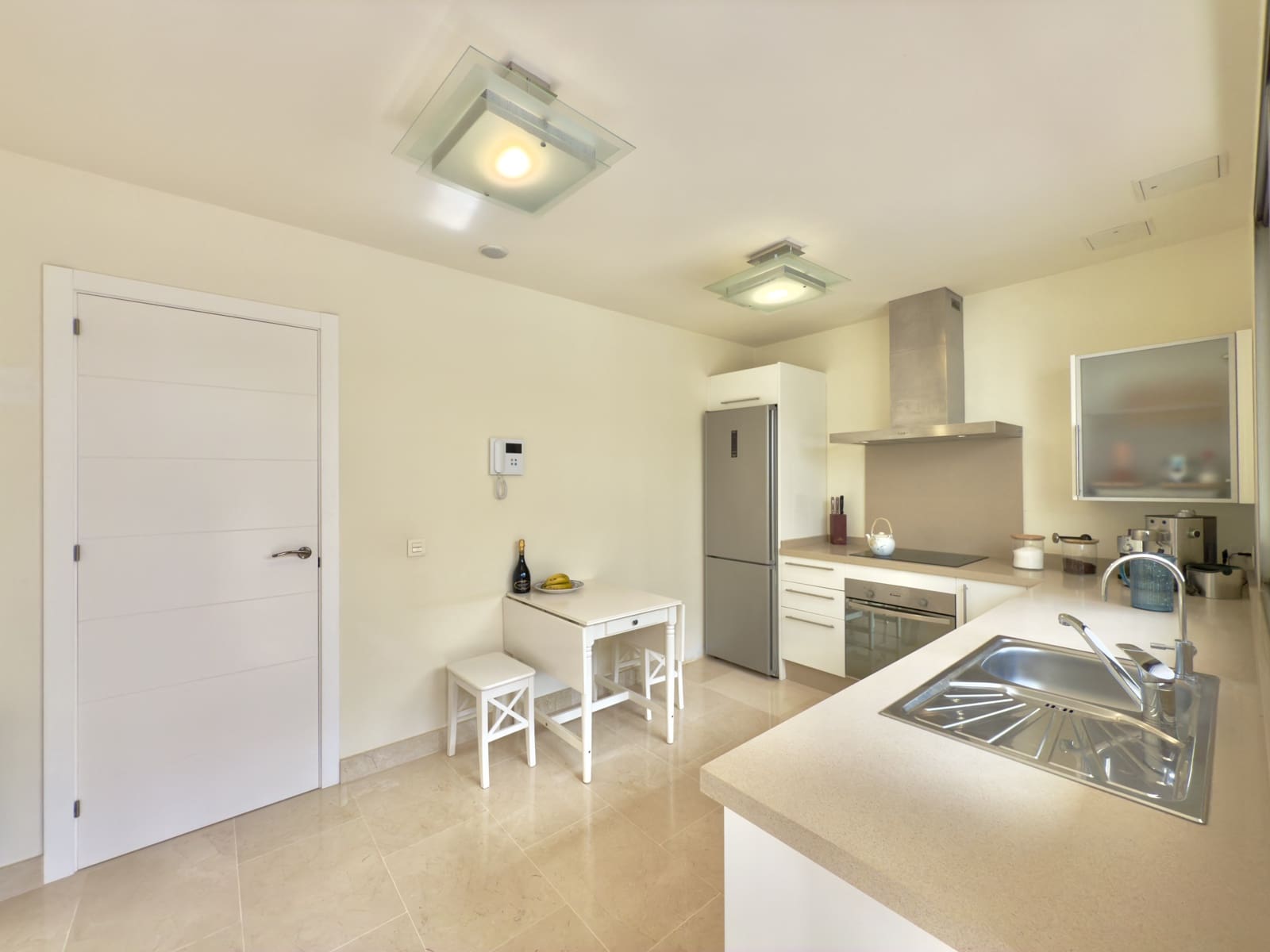 2 soveværelse Lejlighed til salg i La Caleta Adeje med swimmingpool garage - € 1.490.000 (Ref: 9319925)