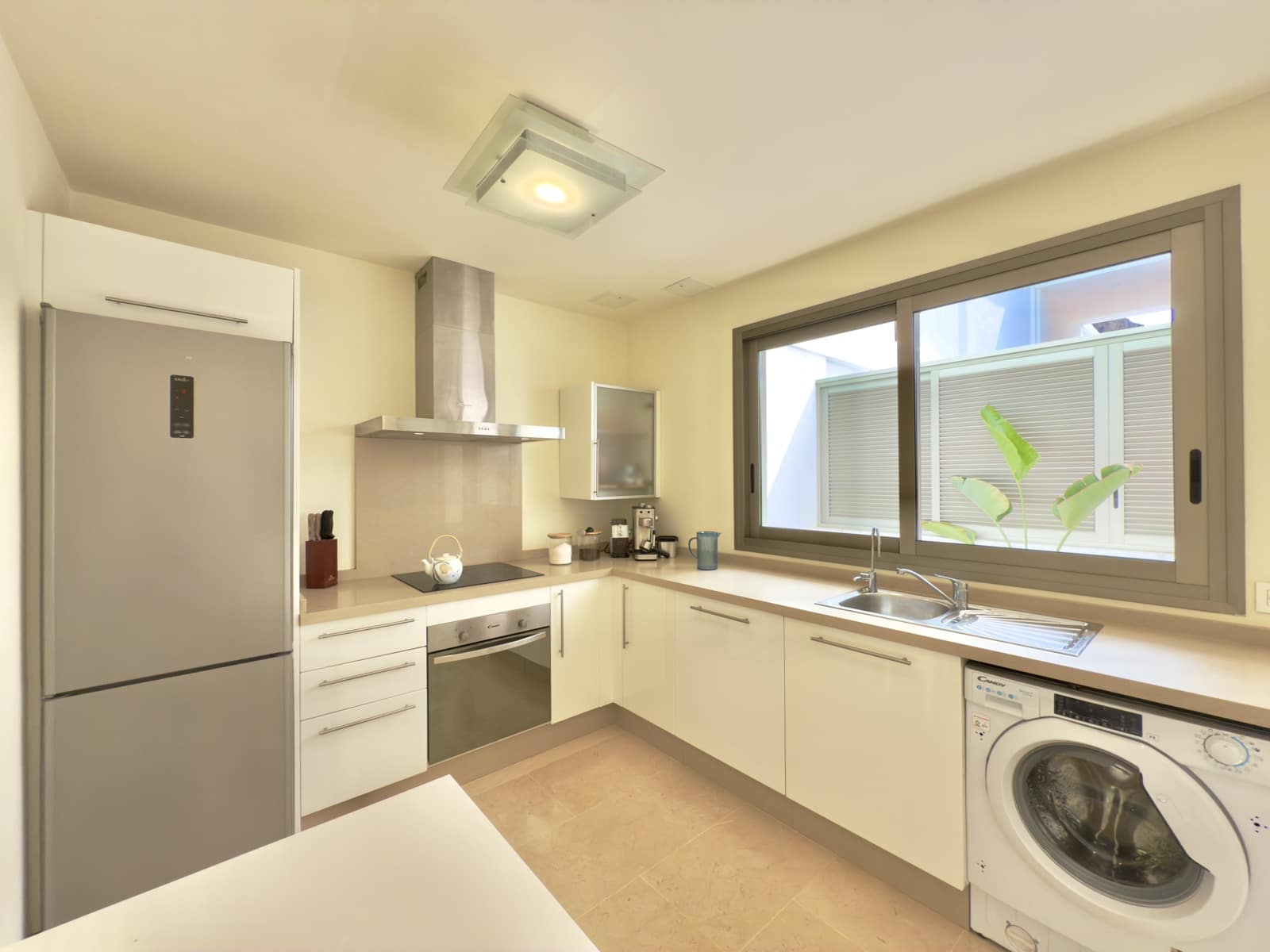 2 soveværelse Lejlighed til salg i La Caleta Adeje med swimmingpool garage - € 1.490.000 (Ref: 9319925)