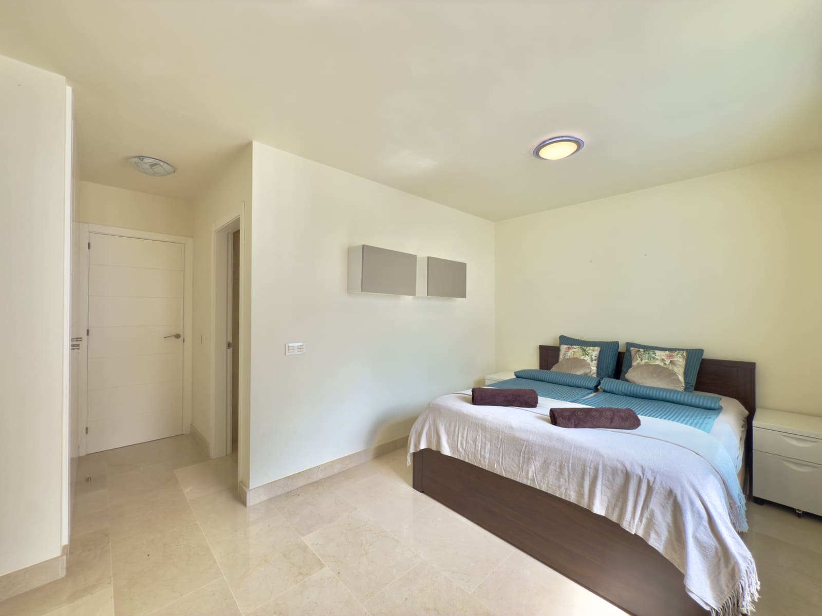 2 soveværelse Lejlighed til salg i La Caleta Adeje med swimmingpool garage - € 1.490.000 (Ref: 9319925)