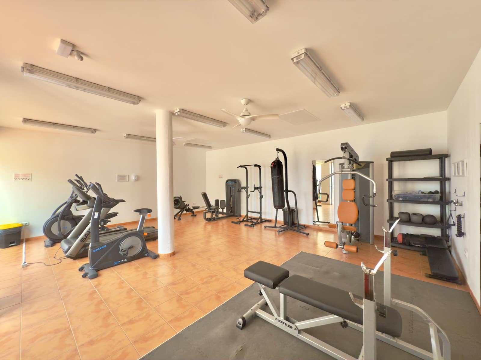 2 soveværelse Lejlighed til salg i La Caleta Adeje med swimmingpool garage - € 1.490.000 (Ref: 9319925)