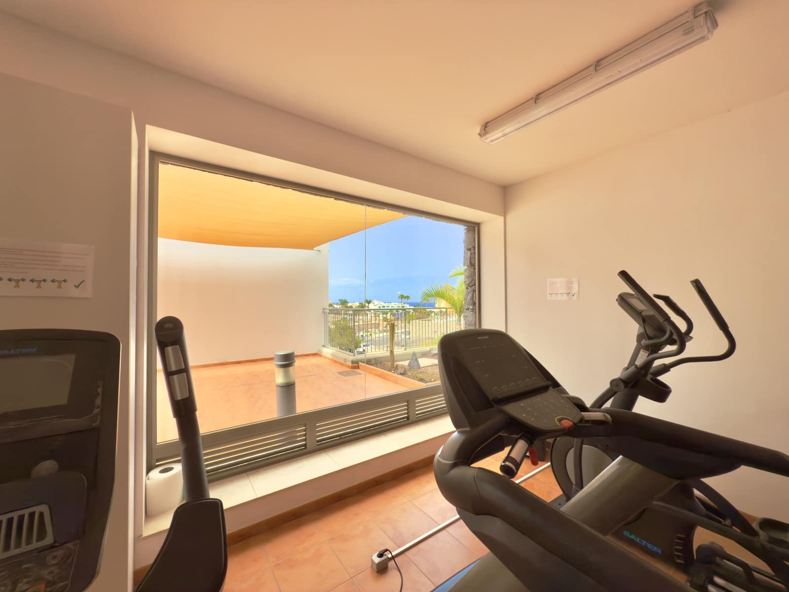 2 soveværelse Lejlighed til salg i La Caleta Adeje med swimmingpool garage - € 1.490.000 (Ref: 9319925)