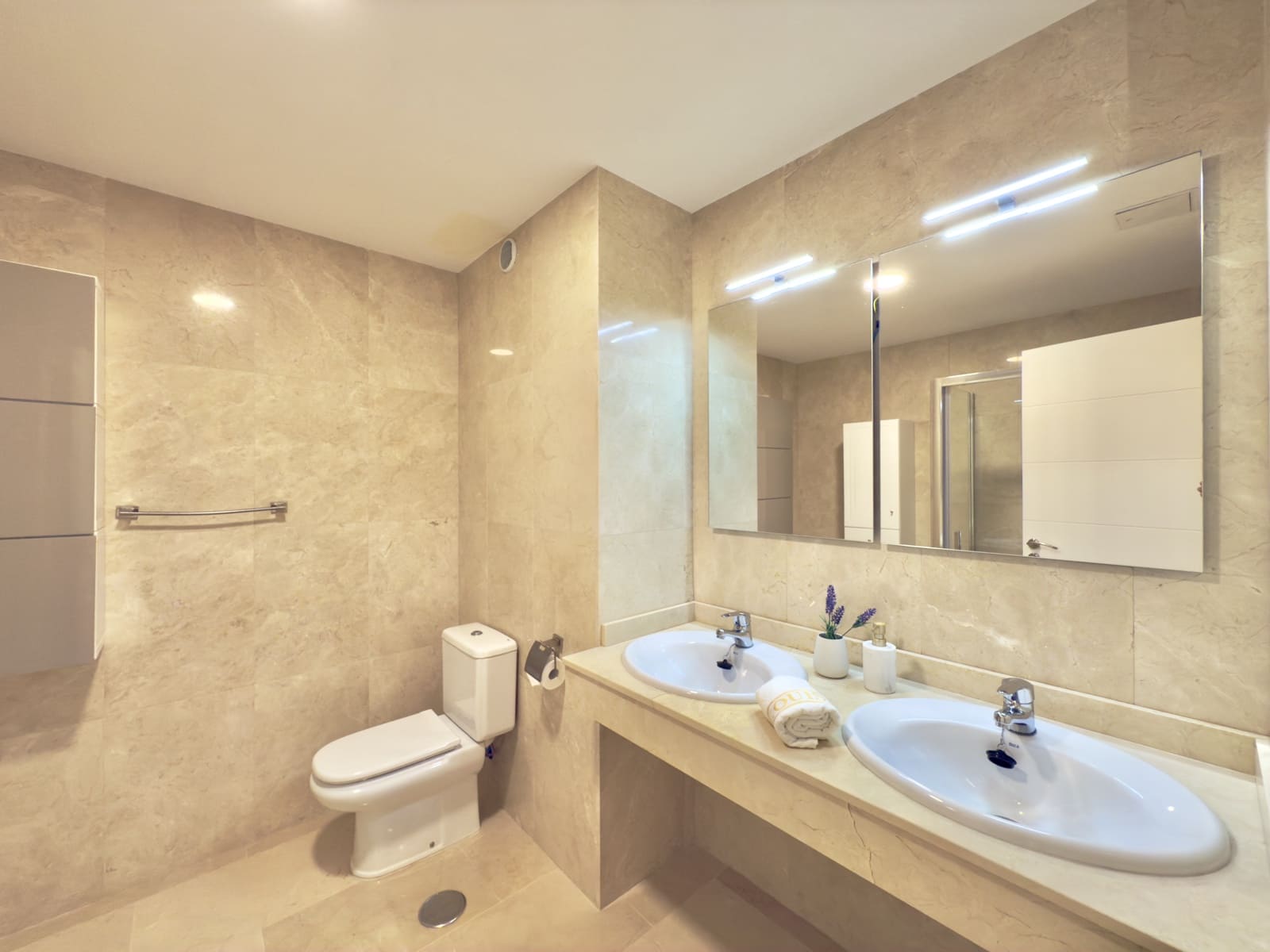 2 soveværelse Lejlighed til salg i La Caleta Adeje med swimmingpool garage - € 1.490.000 (Ref: 9319925)