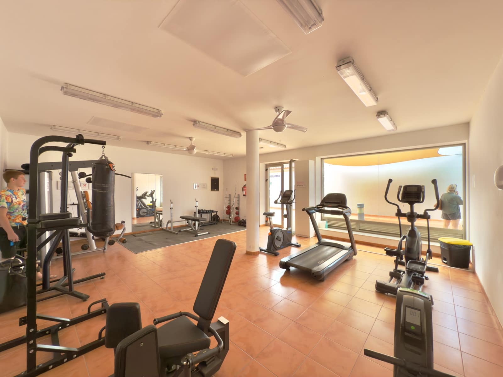 2 soveværelse Lejlighed til salg i La Caleta Adeje med swimmingpool garage - € 1.490.000 (Ref: 9319925)