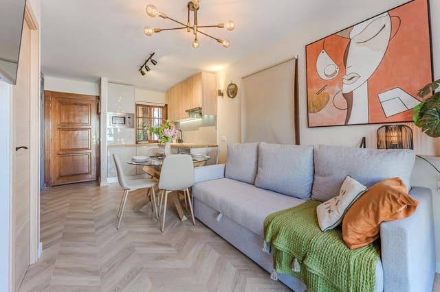 1 bedroom Apartment for sale in Torviscas Centro y Alto, Adeje with pool - € 285,000 (Ref: 9336997)