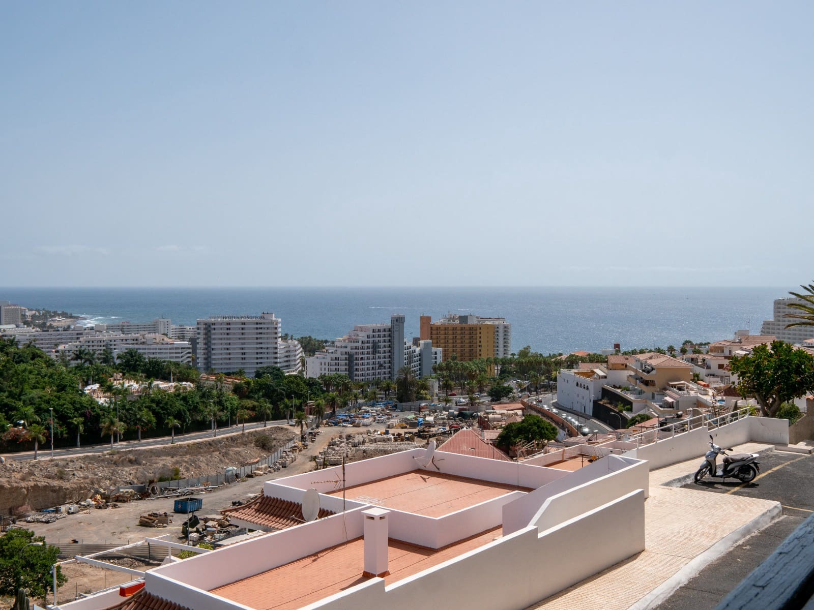 1 sypialnia Apartament na sprzedaż w Costa Adeje - 240 000 € (Ref: 9342153)
