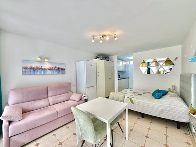 1 slaapkamer Studio te koop in Playa de las Américas, Adeje met zwembad garage - € 220.000 (Ref: 9395477)