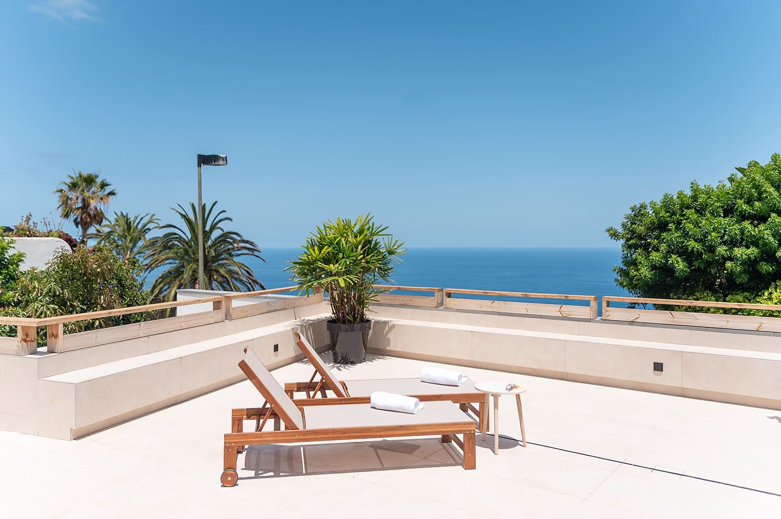 4 sypialnia Willa na sprzedaż w El Sauzal z basenem garażem - 1 750 000 € (Ref: 9405871)