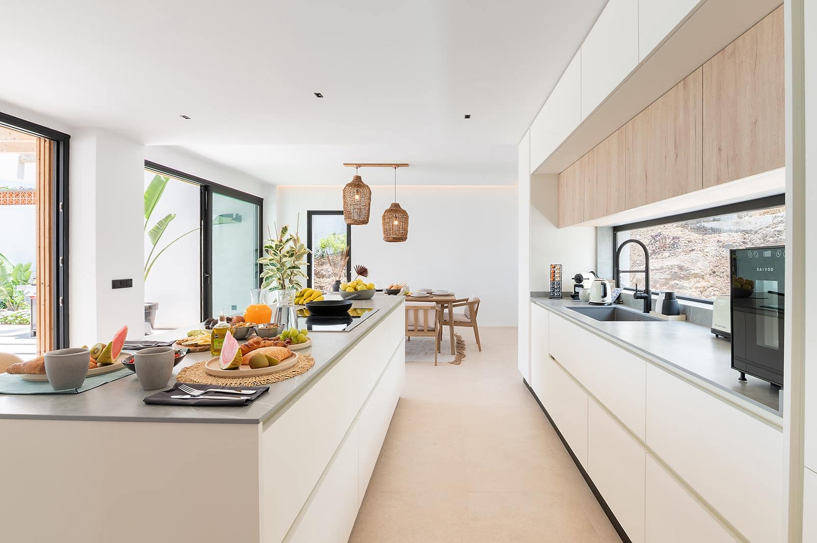 4 sypialnia Willa na sprzedaż w El Sauzal z basenem garażem - 1 750 000 € (Ref: 9405871)