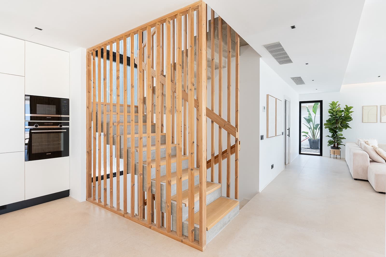 4 sypialnia Willa na sprzedaż w El Sauzal z basenem garażem - 1 750 000 € (Ref: 9405871)