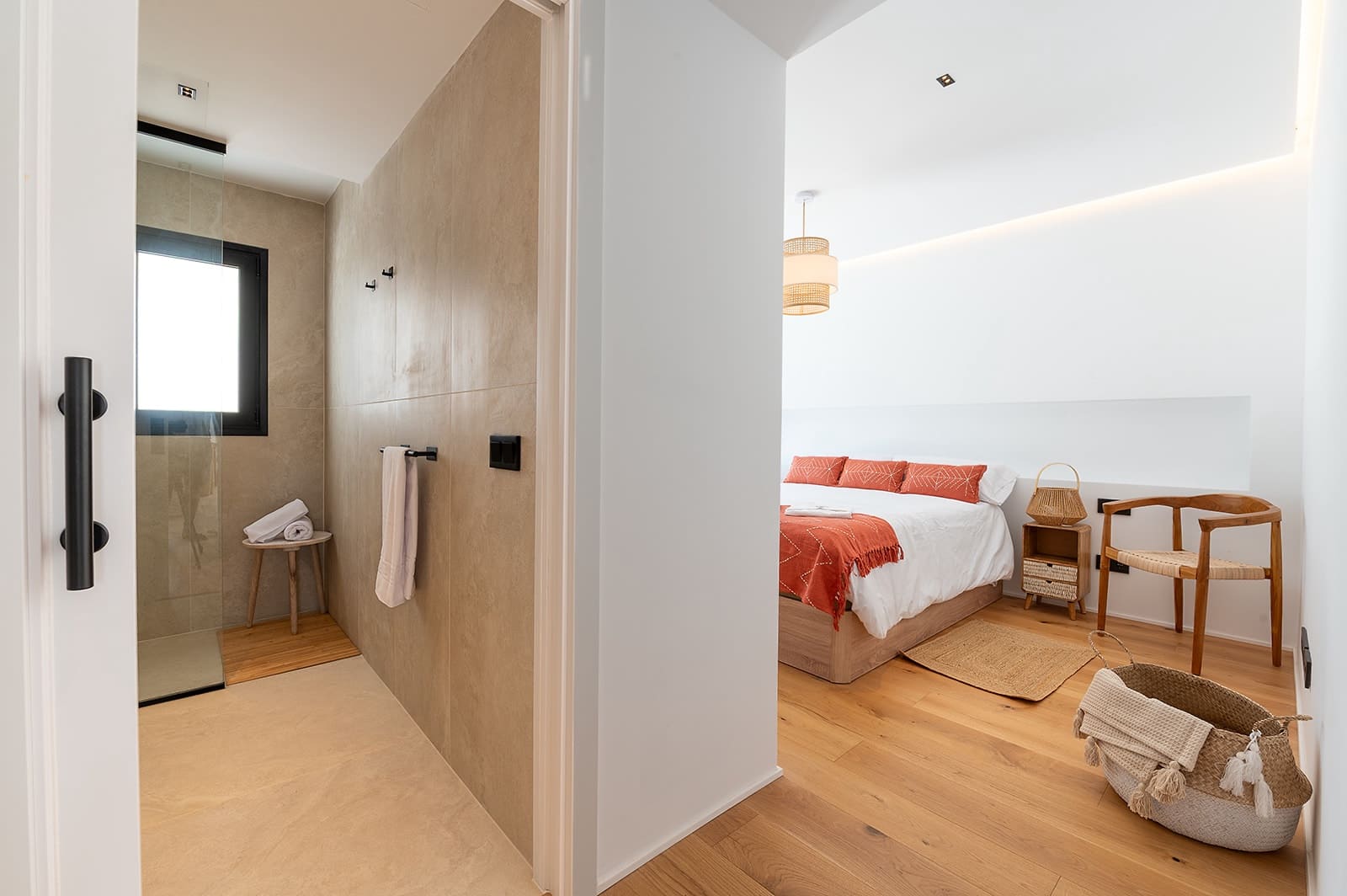 4 sypialnia Willa na sprzedaż w El Sauzal z basenem garażem - 1 750 000 € (Ref: 9405871)