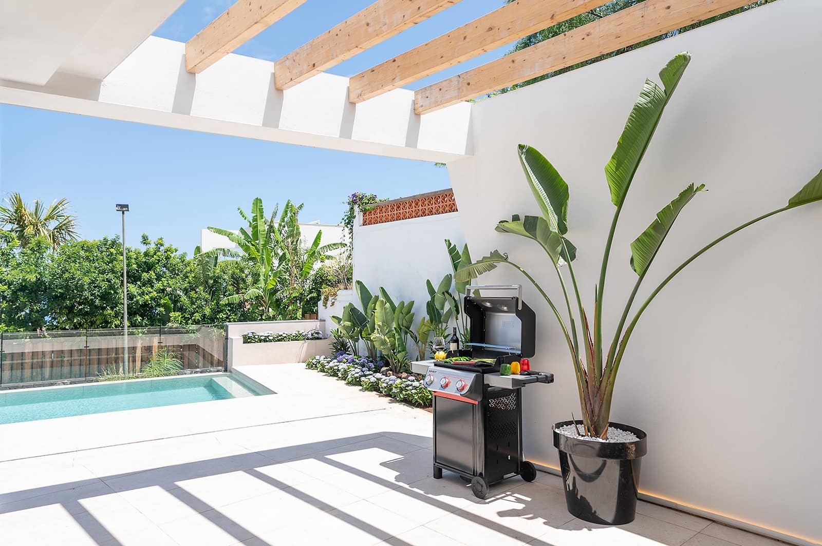 4 sypialnia Willa na sprzedaż w El Sauzal z basenem garażem - 1 750 000 € (Ref: 9405871)