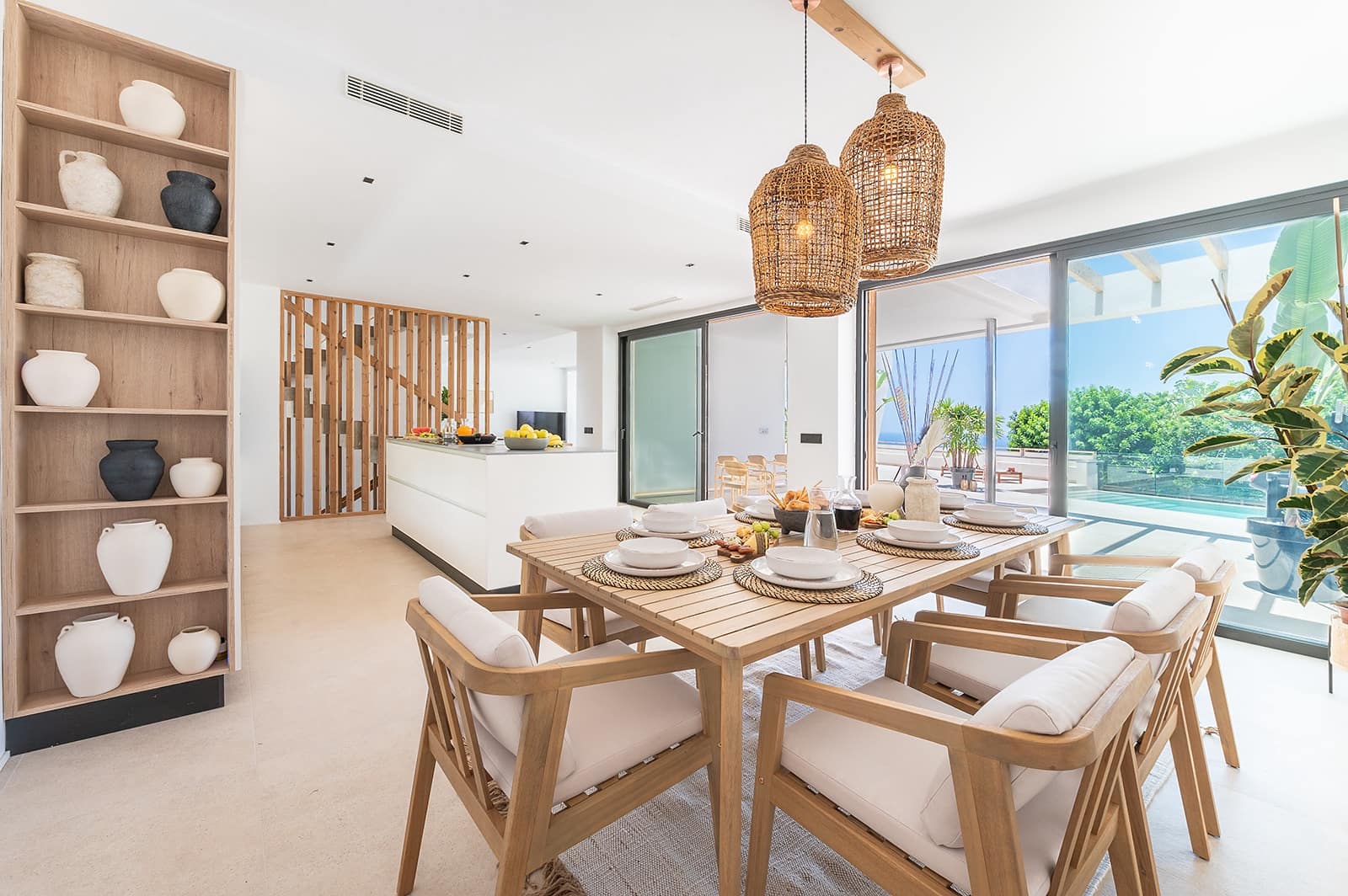 4 sypialnia Willa na sprzedaż w El Sauzal z basenem garażem - 1 750 000 € (Ref: 9405871)