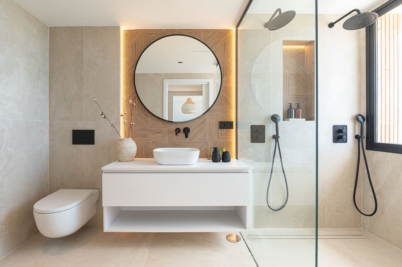 4 sypialnia Willa na sprzedaż w El Sauzal z basenem garażem - 1 750 000 € (Ref: 9405871)